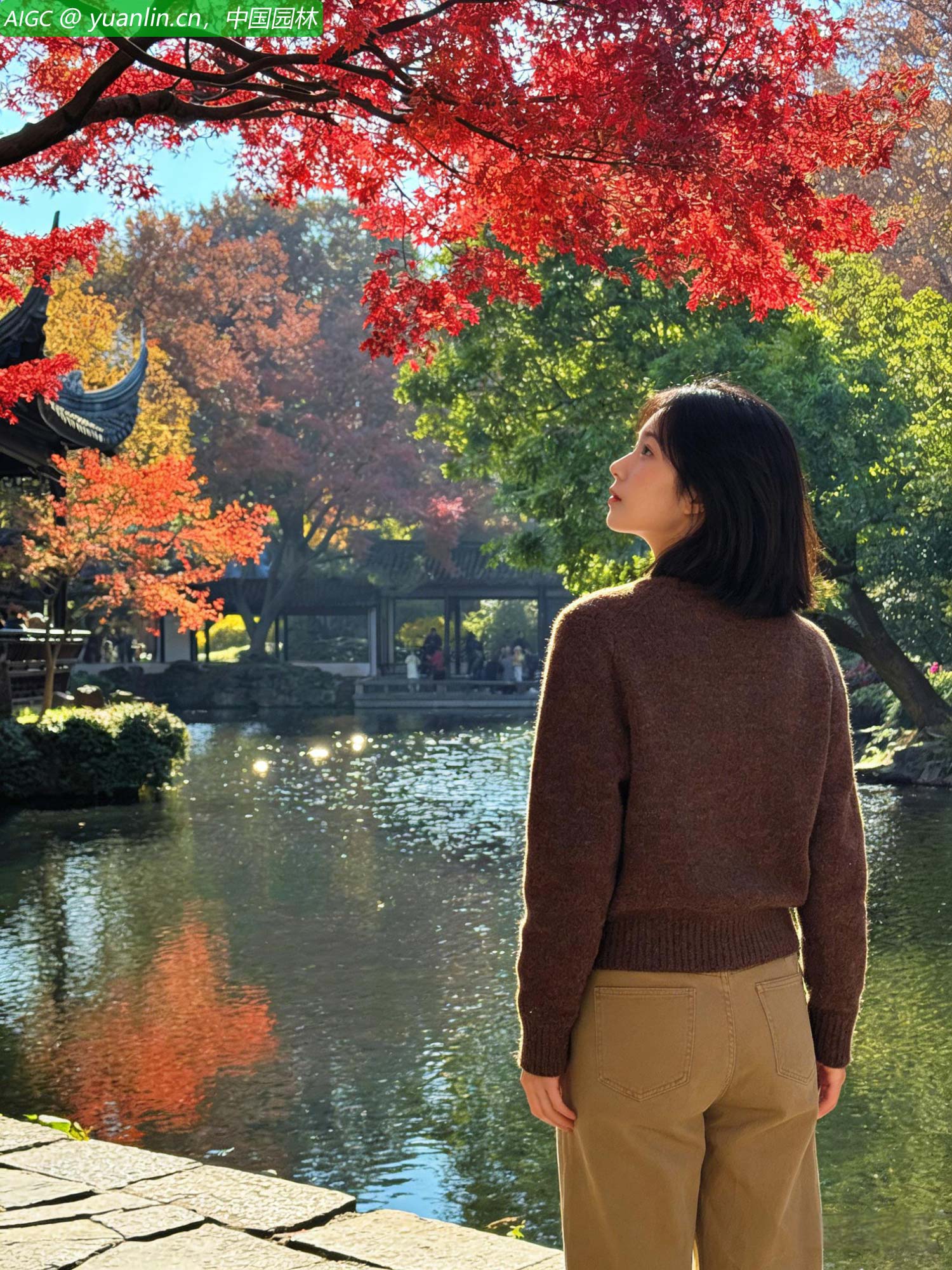 秋水悠悠，泛起细碎波光。伊人静立，身影被光线勾勒。